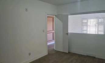 Imagem 7: Sala/Conjunto para aluguel com 80 metros quadrados em Centro - Camboriú - Santa Catarina