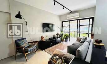 Imagem 7: Apartamento à venda 2 quartos, varanda, reformado, 1 vaga, four seasons, Barra da Tijuca