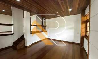 Imagem 2: Aluguel e Venda de Casa de Alto Padrão em Condomínio Fechado no Santo Antônio, Niterói