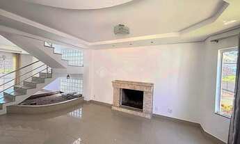 Imagem 7: Imóvel de alto padrão muito bem localizado na Pedra Branca, a poucos passos do lago!