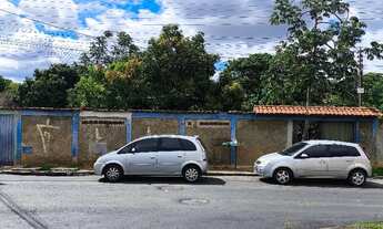 Imagem 3: Imóvel no setor Norte ferroviário com 6 barracões e galpão na frente