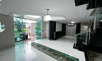 Imagem 7: Triplex no Residencial Tapajos com 4 Suítes com varanda, 1 c closet e banheira com hidro