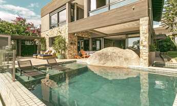 Imagem 5: Casa no condomínio Madre Bertha com vista mar no Cacupé, Florianópolis