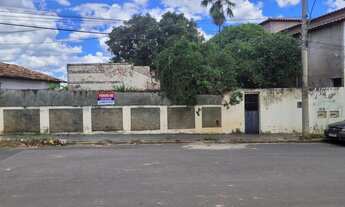 Imagem: Casa 3 quartos / 630m2 terreno