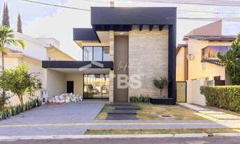 Imagem 2: Casa sobrado com 344m2 de construção, terreno de 406m2, 5 suítes, no Jardins Madri, em Goi