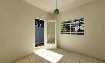 Imagem 4: Casa para alugar em Maringá, Zona 04, com 2 quartos, com 74.7 m²