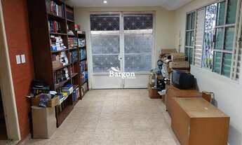 Imagem 6: Casa com 5 quartos sendo 1 suite à venda no Bairro Novo Horizonte em Juiz de Fora