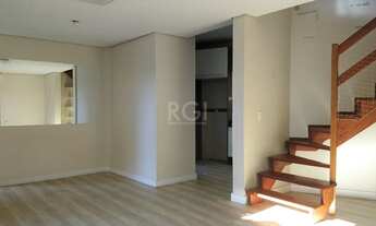 Imagem 2: Porto Alegre - Casa Padrão - Cristal