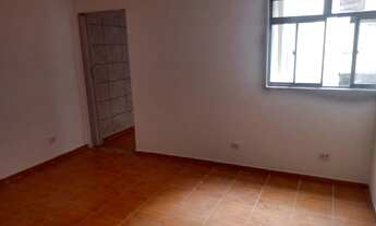 Imagem 4: Casa com quintal totalmente reformada no Jardim Miriam