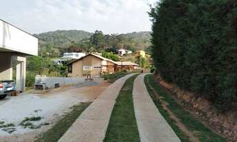 Imagem 2: Que tal construir a sua casa em um lugar incrível, cheio de natureza e segunça? Venha conh