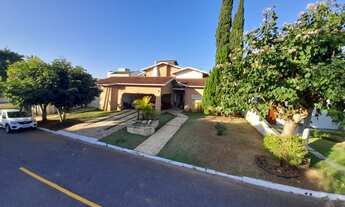 Imagem 2: Sobrado tijolinho a vista na parte alta do Village Paineiras