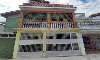 Imagem: Sobrado com 3 dormitórios 01 Vaga Área