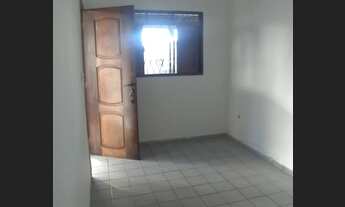 Imagem 6: Casa para aluguel e Venda com 2 quartos garagem para o carros e cobertura