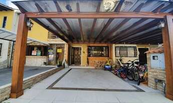 Imagem 2: Porto Alegre - Casa Padrão - Hípica