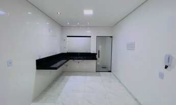 Imagem 5: Casa Pé direito duplo 6m 3 Qt 1 Suíte Área gourmet com churrasqueira