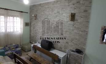 Imagem 4: Casa com piscina - 150m da pista