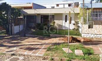 Imagem: Porto Alegre - Casa Padrão - Teresópolis