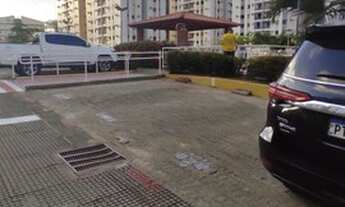 Imagem 2: Apartamento para aluguel possui 77 metros quadrados com 3 quartos em Calhau - São Luís - M