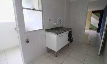 Imagem 4: Apartamento com 2 dormitórios para alugar, 50 m² por R$ 700,00/mês - Jardim Marica - Mogi