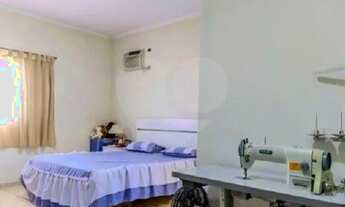 Imagem 6: Sobrado de 3 andares , 3 quartos , sendo 1 suite ,4 banheiros