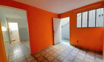 Imagem 2: Casa com 1 dormitório para alugar por R$ 750/mês - Vila Tibiriçá - Santo André/SP