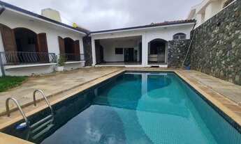 Imagem: Casa ampla com 4 suítes para alugar, 600