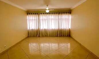 Imagem 5: SQN 209! 3 QUARTOS C/ SUÍTE + DCE! VAZADO! VISTA LIVRE! 140M²