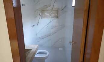 Imagem 5: CASA 3 SUÍTES PLENAS, ALTO PADRÃO, PÉ DIREITO DUPLO, VARANDA GOURMET COM CHURRASQUEIRA, FI