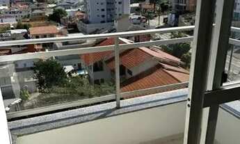 Imagem 3: Apto 02 dormitórios, 01 deles com split, 01 bwc completo, sala com sacada com churrasqueir