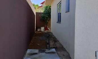 Imagem 6: Casa para venda com 220 metros quadrados com 3 quartos