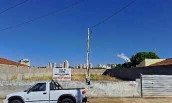 Imagem 6: 2 Terrenos com 10x38,5 cada (ao lado) medindo 770 m2 no Total. Obs: 216.0000 cada Lote