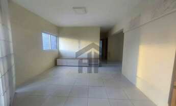 Imagem 3: Apartamento de 144m² à venda, com 4 quartos (2 suítes), localizado no Espinheiro, Recife