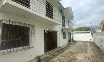 Imagem 3: Casa semi mobiliada com rápido acesso ao Centro