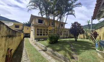 Imagem 3: Casa para Venda em Teresópolis, Três Córregos, 4 dormitórios, 1 suíte, 4 banheiros, 2 vaga