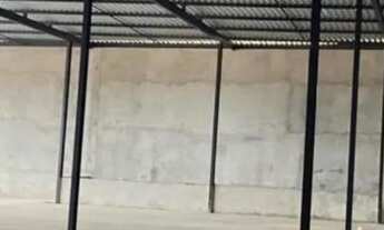 Imagem 2: Loja 1.400 m2 para aluguel possui 700 m2 térreo, Lauro de Freitas Bahia