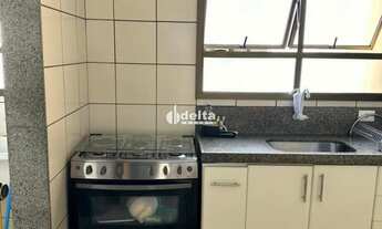 Imagem 5: Apartamento com 3 quartos sendo 1 suíte disponível para venda no bairro Santa Mônica em Ub