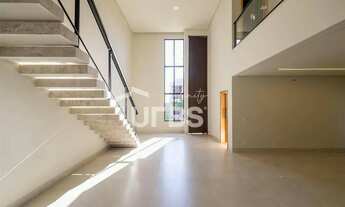 Imagem: Sobrado com 3 suítes, de alto padrão no