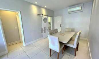 Imagem 6: Na Rua Radmaker, junto à Praça Xavier de Brito, está este apartamento à venda com 3 quarto