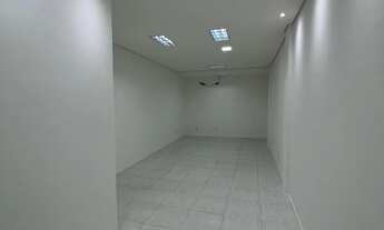 Imagem 2: Sala para alugar na galeria Center Treze, bairro 13 de julho