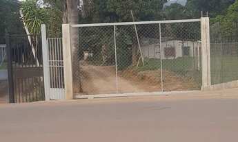 Imagem: Vendo ou troco lote nessa rua