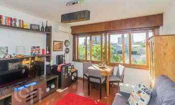 Imagem 2: Imóvel para venda possui 80 metros quadrados com 2 quartos em Menino Deus - Porto Alegre