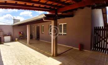 Imagem: Casa de rua / Residencial / Loteamento