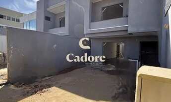 Imagem 4: Sobrado em obras à venda no Novo Mundo com 3/4 sendo 01 suíte (todos com sacada