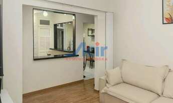 Imagem 4: Oportunidade Única: Apartamento Mobiliado de Luxo em Copacabana!