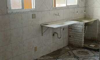 Imagem 7: Alugo Casa com 2 Quartos, Sala, Cozinha e Área de Serviço