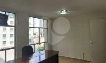 Imagem 4: CONJUNTO COMERCIAL 24H REFORMADO COM 03 SALAS, 01 BANHEIRO E 01 VAGA DE GARAGEM NO ITAIM B