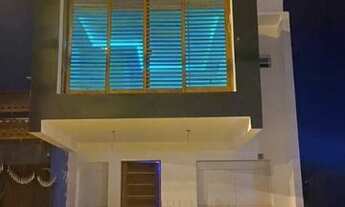 Imagem 2: Porto Alegre - Casa Padrão - Hípica