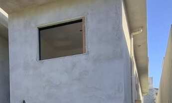 Imagem: Casa térrea com comércio próximo