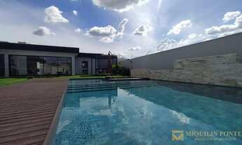 Imagem 2: Casa para venda, com 3 quartos, área gourmet e piscina, 275 m², no Colina Verde - Jabotica