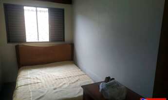 Imagem 2: Oportunidade! Chalé em Caldas Novas com 3 quartos, 1 suíte, varanda, 3km do centro